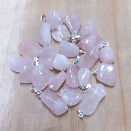 Rozenkwarts hangersteentjes per 5 stuks