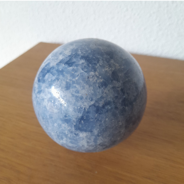 Blauwe calciet bol | Madagaskar