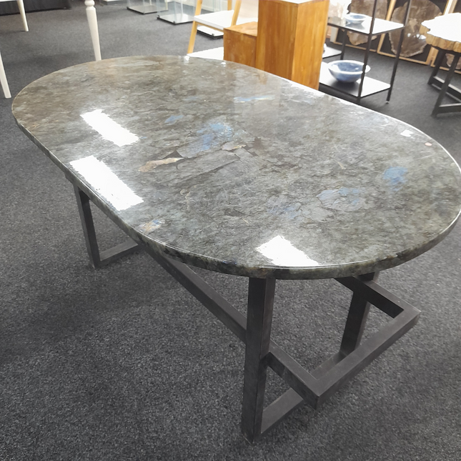 Labradoriet tafel | 85x140 cm | Madagaskar