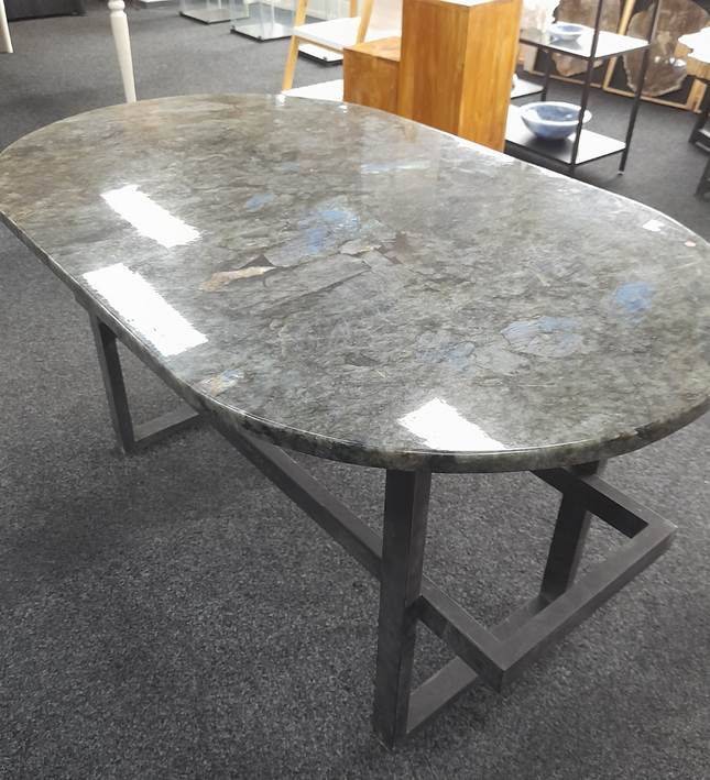 Labradoriet tafel | 85x140 cm | Madagaskar