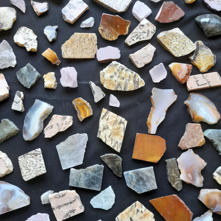 Diverse Edelsteen Plakjes – Madagaskar – ca. 1 kg