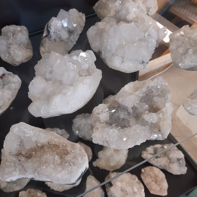 Apofylliet ruwe clusters A+ | India | Per kilo