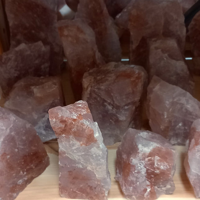 Hematietkwarts ruw staand per kilo