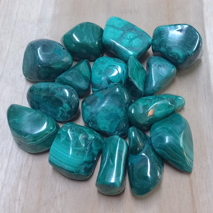 Malachiet trommelstenen per 100 gram