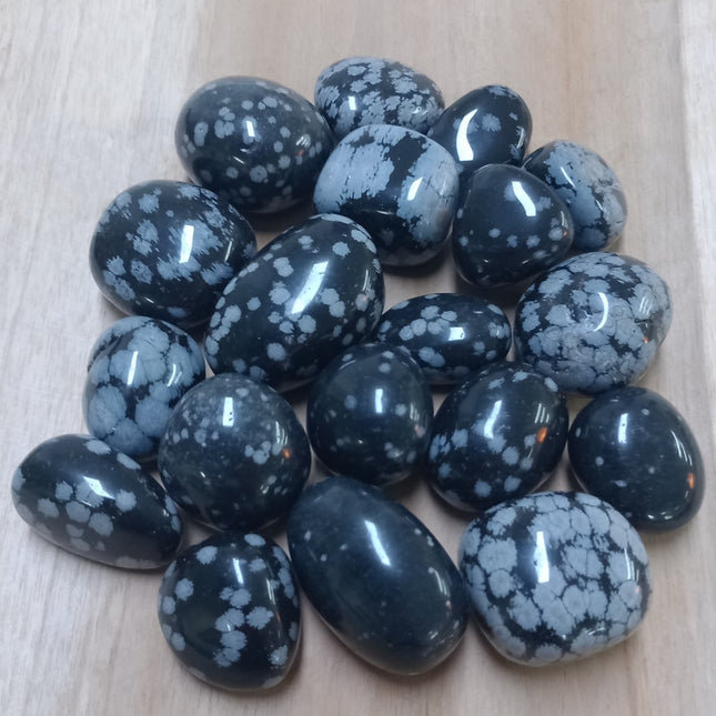Sneeuwvlok obsidiaan trommelstenen per 250 gram