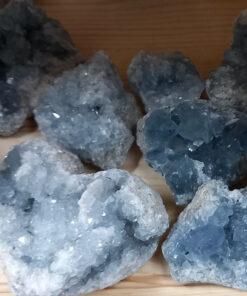 Celestien clusters/geodes AA per kilo