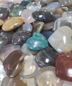 Alternative view of Mix kleine edelstenen hartjes – ca. 250 gram